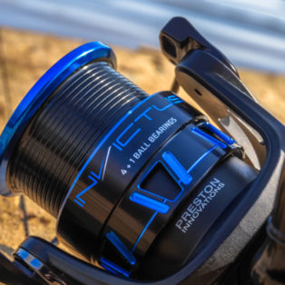 Катушка Preston Invictus 520 Reel
