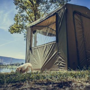 Палатка JRC Defender Social Shelter